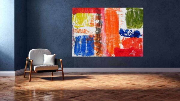 Buntes abstraktes Gemälde in der Galerie, inspiriert von moderner Malerei, an einer blauen Wand.