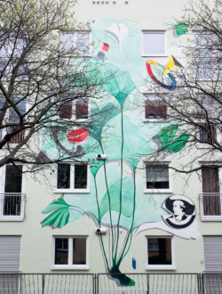Farbige Malerei von einer märchenhaften Gartenszene, Kinder beim Spielen und Blumen, kreative Auftragsmalerei für kinderfreundliche Wandgestaltungen.