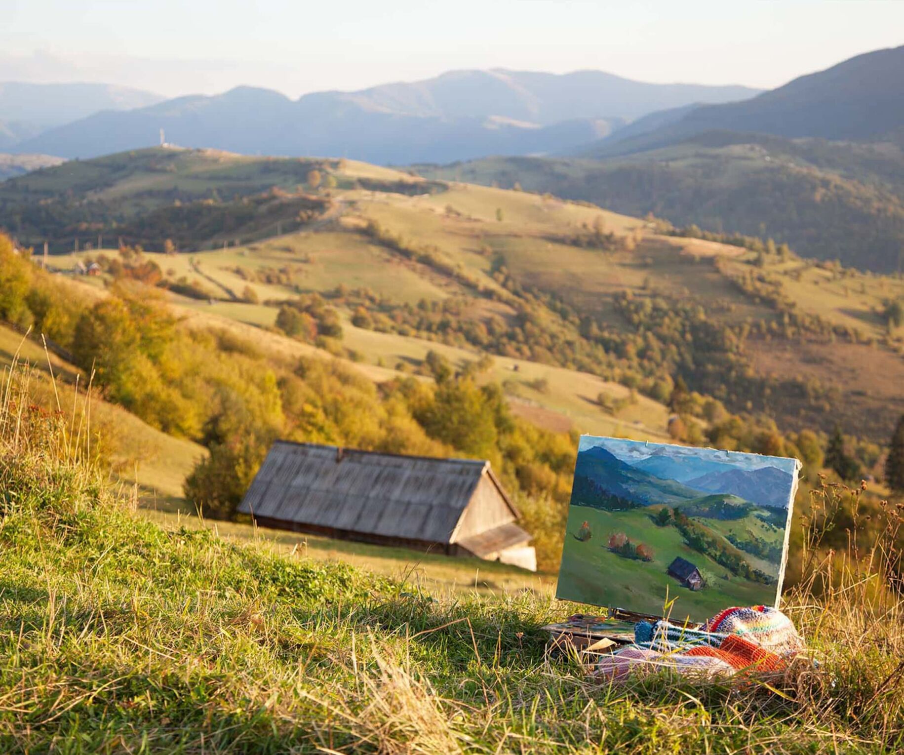 auftragsmalerei preise landschaftsmalerei Ausrüstung für Malerei im Grünen, Landschaftsmalerei, Natur vor der Staffelei, inspirierende Kulisse für Auftragsmalerei, Landschaftskunst, Naturmalerei, künstlerische Arbeit in freier Natur, Produktivität im Freien.