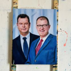 Portraitmalerei 2 unternehmer vor büro als Geschenkidee zum jubiläum