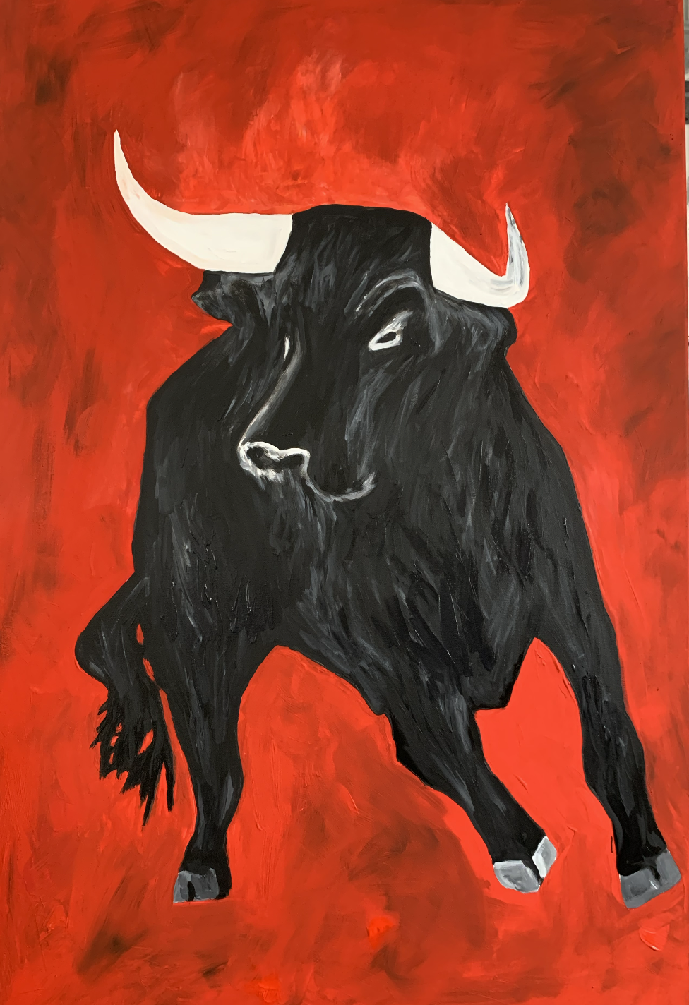 Dunkle Bisonmalerei auf rotem Hintergrund, moderne Tierkunst, Auftragsmalerei Nikolaus Kriese, abstrakte Tierporträts, kreative Tierbilder.
